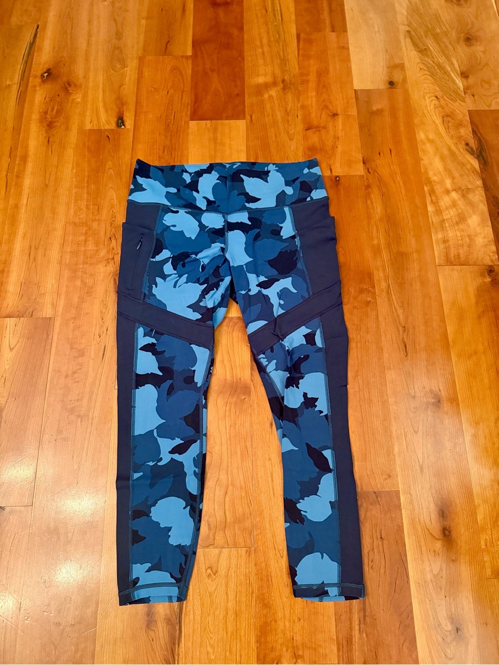 Women’s  Camo Active Leggings